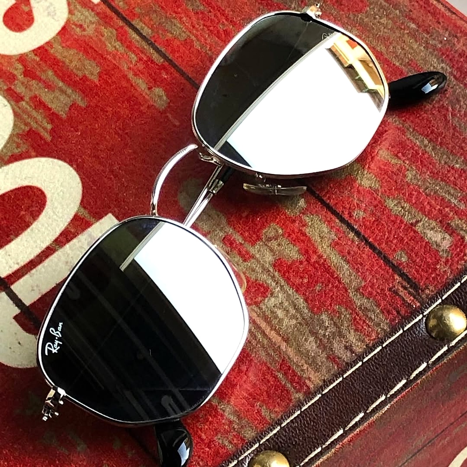 Ray-Ban Hexagonal Flat Silver Mirror