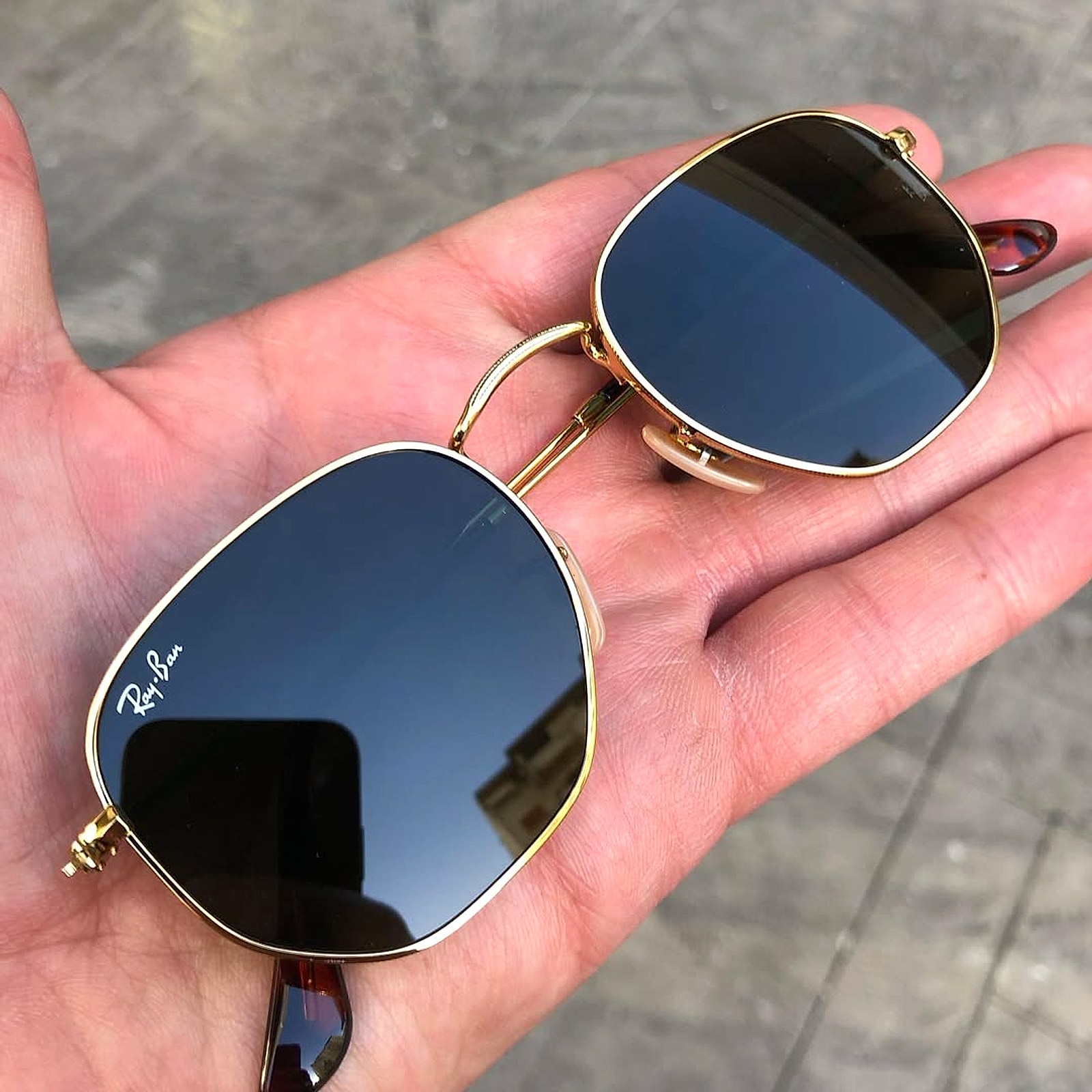 Hexagonal RB3548 51mm Available In Black Gold and G15